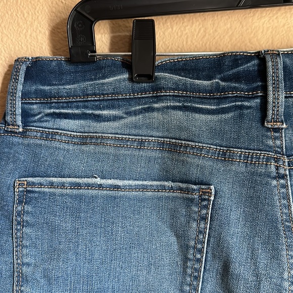 Mudd size 10/12 distressed high rise button up jean shorts - Picture 7 of 9